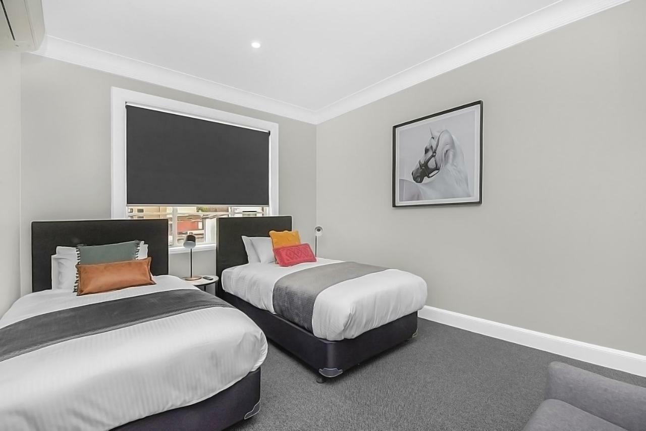 Horse And Jockey Hotel Homebush Sidney Exterior foto